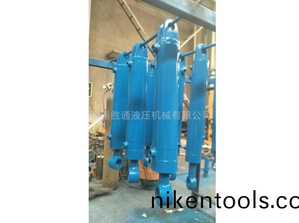 耳環(huan)油(you)缸(gang)